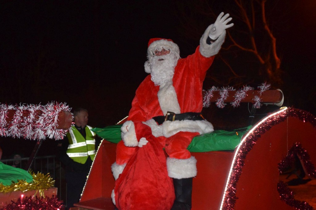 Photos from Christmas Lights and Santa Visit 2015 Now Online.