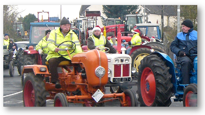 Sean Collins leads the Tractor Bog Run out of Kilmurry.